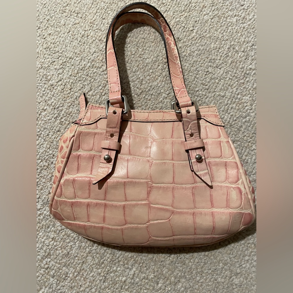 NWOT Dooney & Bourke pink crocodile embossed leather handbag